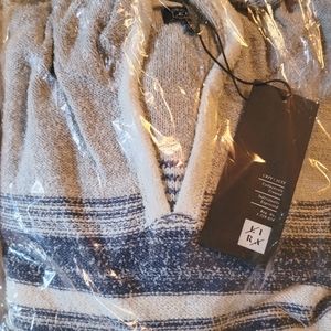 Ladies XL Boho pullover with hood
